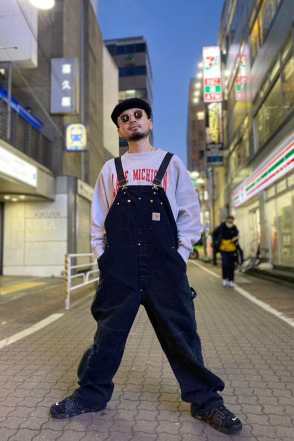 Qu’est-ce qu’une salopette Carhartt deadstock ?