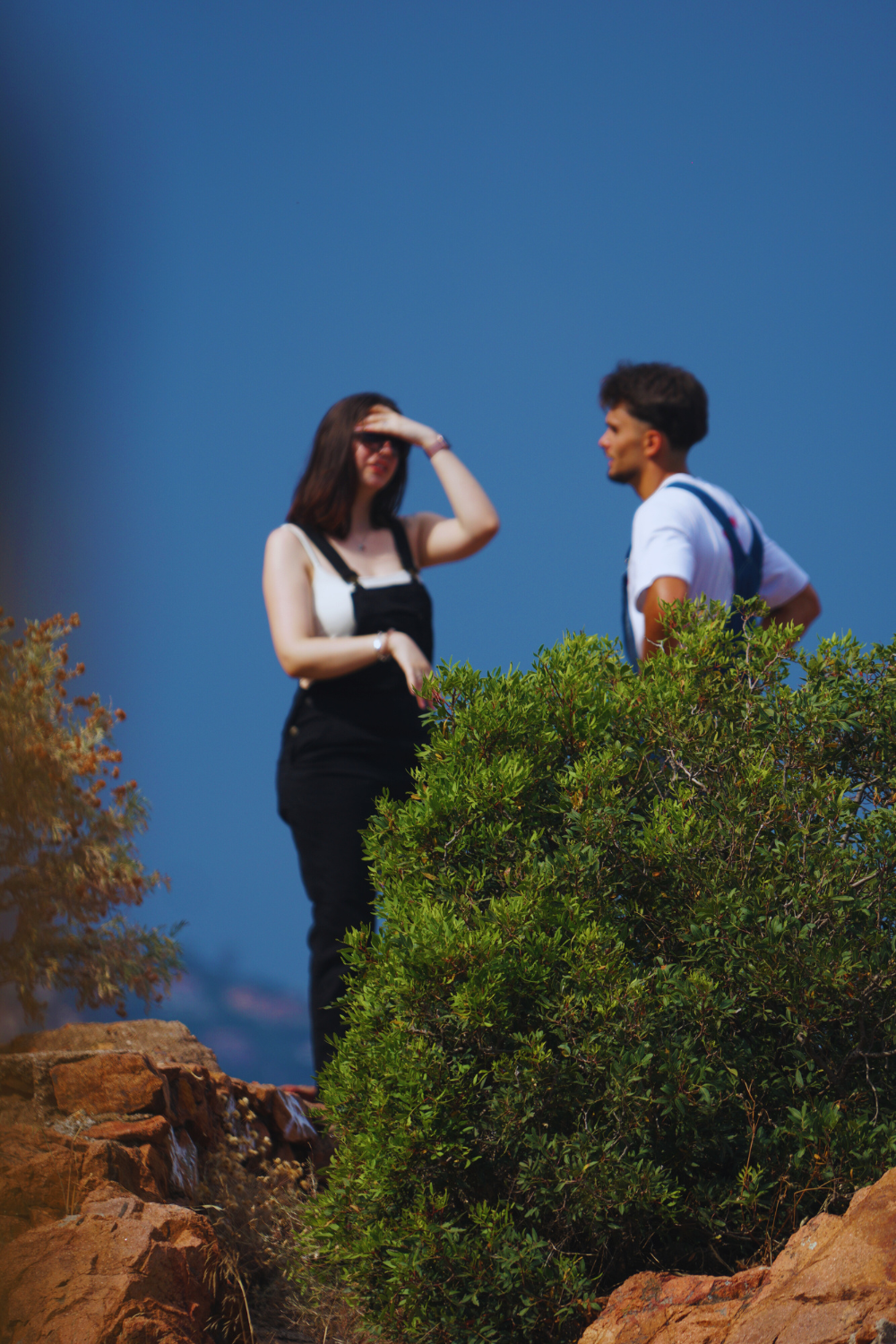 Pourquoi la salopette Carhartt fait craquer tout le monde (et ton crush) 😎